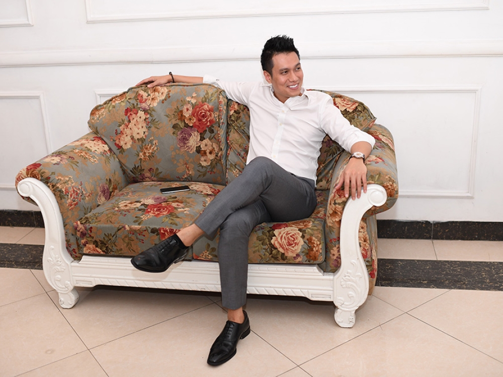 Bí mật căn nhà sao của Việt Anh ( Phan Hải trong Người Phán Xử)