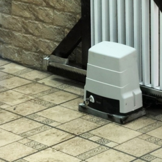 Motor cổng trượt cao cấp tự động thông minh